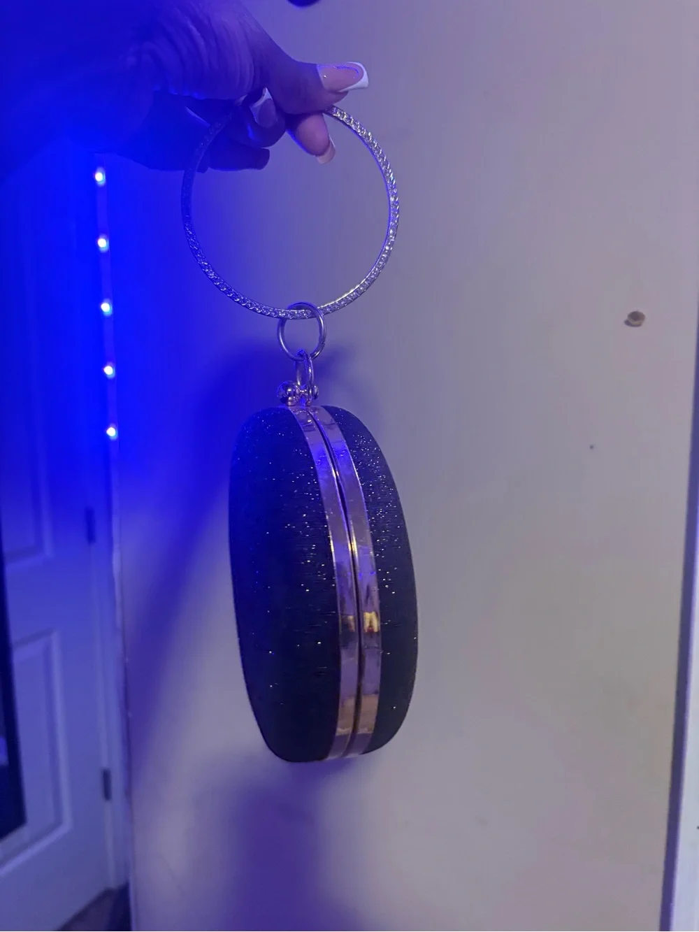 Amazon round wristlet